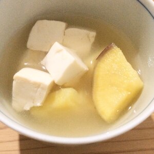 さつまいもꕤ豆腐の味噌汁✧˖°